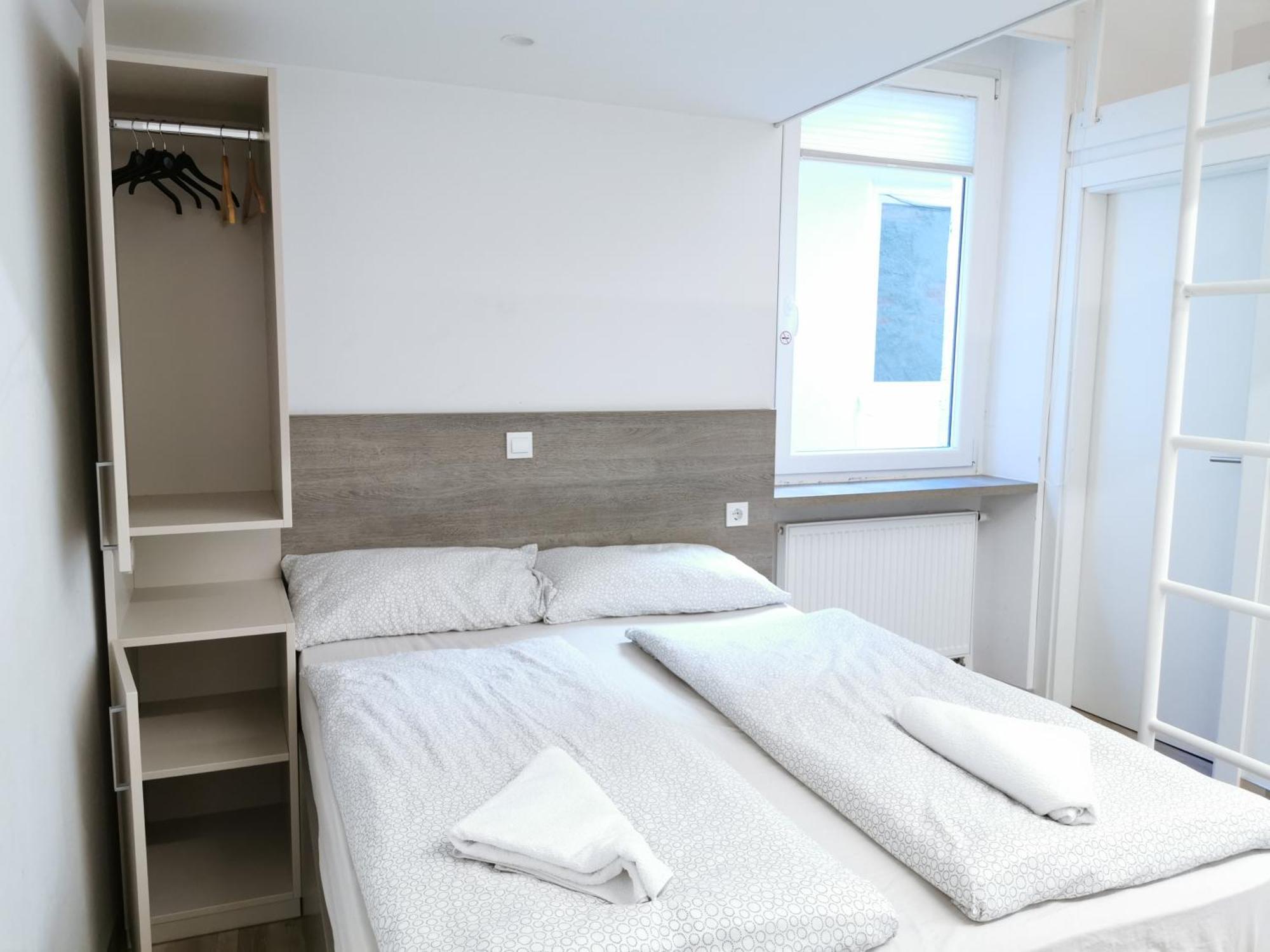Ambrozic Guest house *